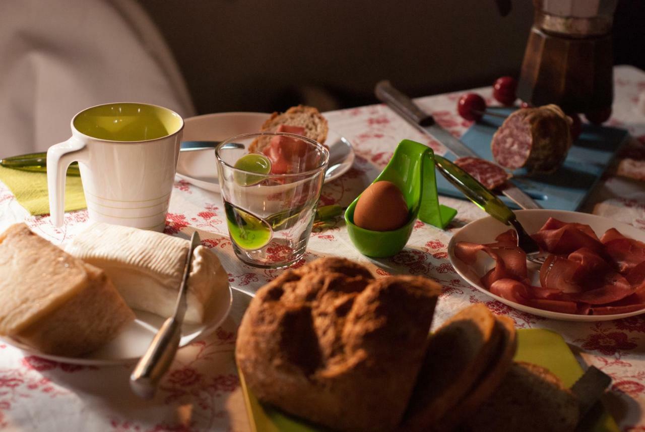 Otium B&B Cavallirio Bagian luar foto