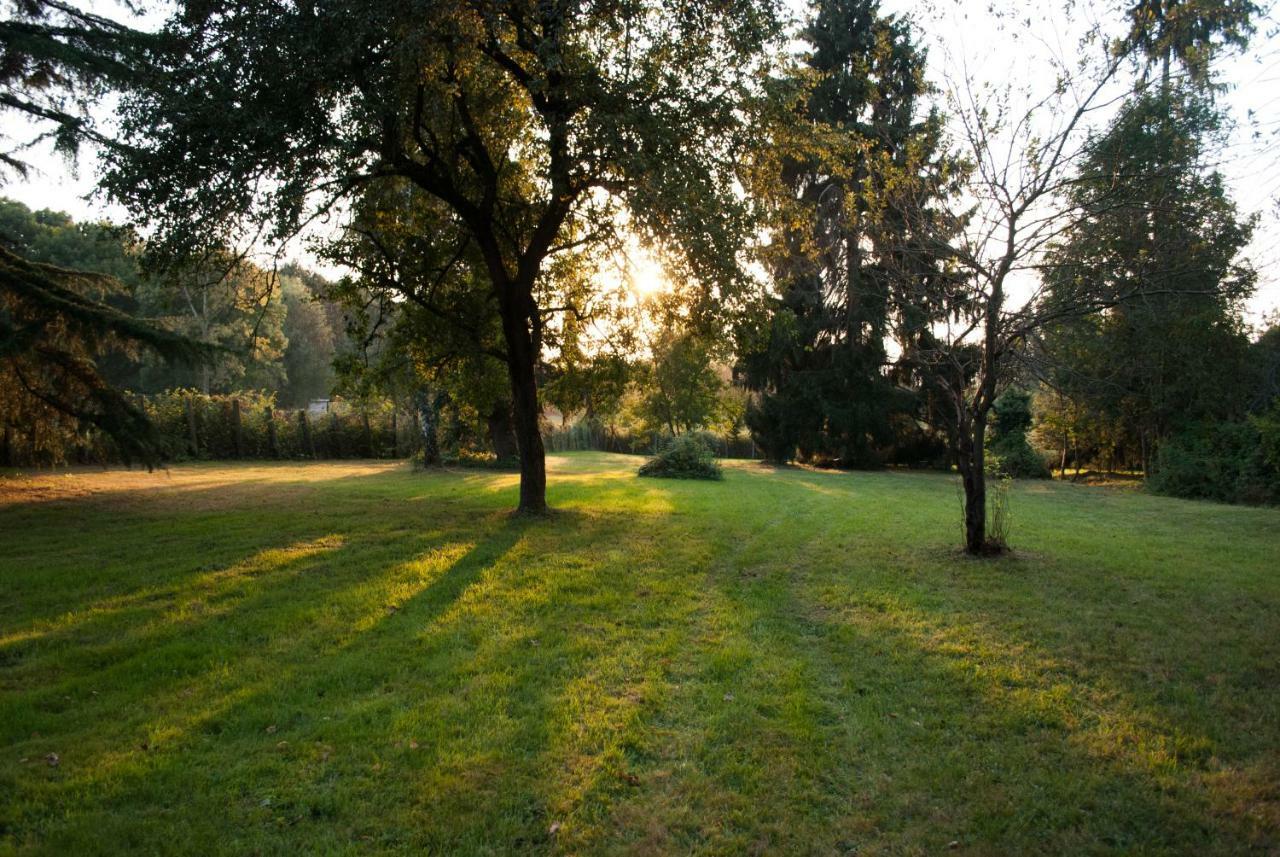 Otium B&B Cavallirio Bagian luar foto